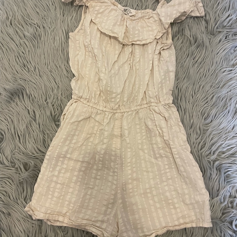 Beige romper